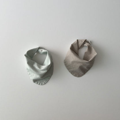 Reversible Bib