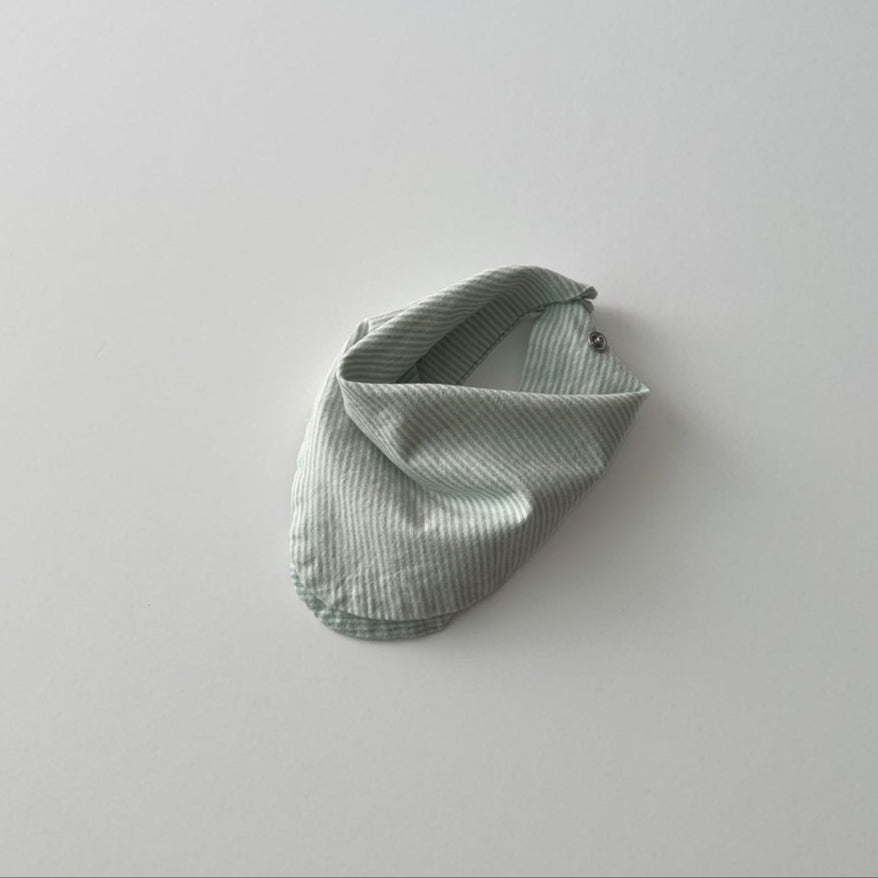 Reversible Bib